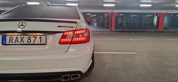 Mercedes-Benz E63 12 of 30