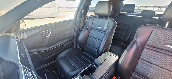 Mercedes-Benz E63 26 of 30