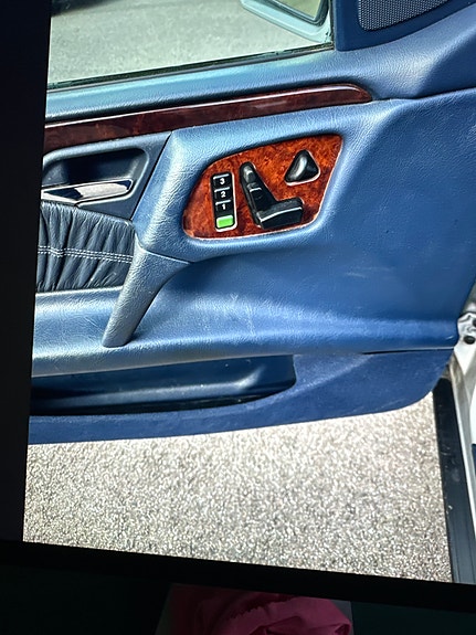 Mercedes-Benz E320 2 of 5