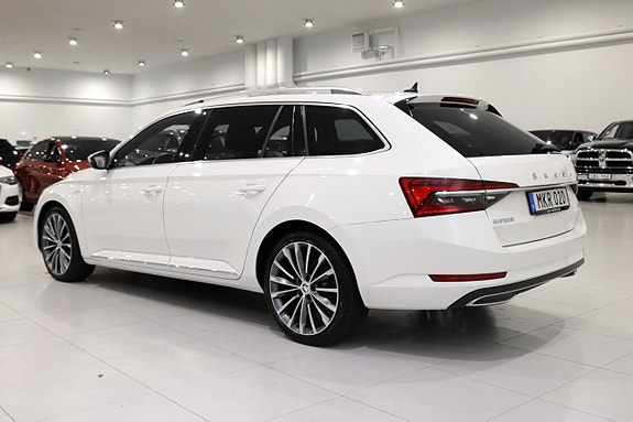 Skoda Superb 6 of 30