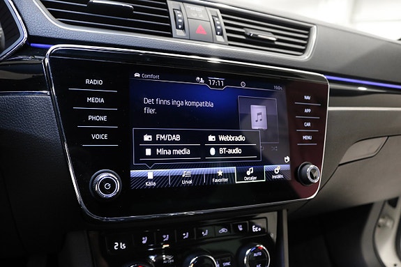 Skoda Superb 27 of 30