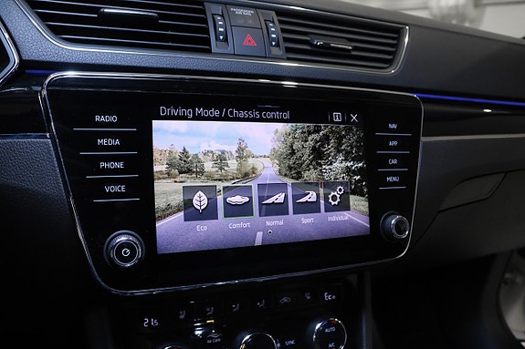 Skoda Superb 29 of 30