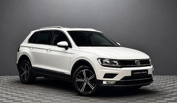 Volkswagen Tiguan 3 of 5
