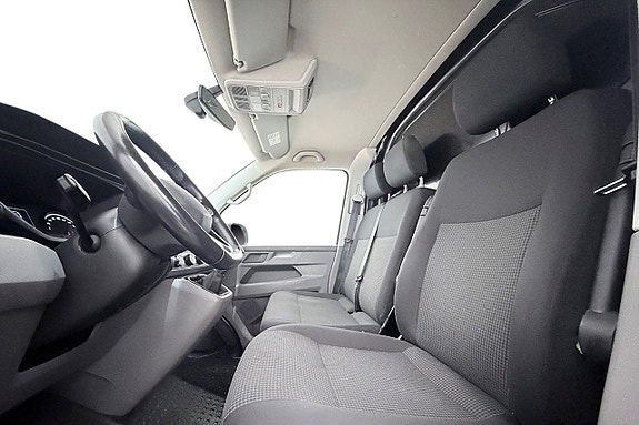 Volkswagen Transporter 13 of 27
