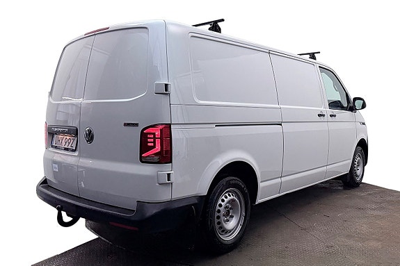 Volkswagen Transporter 6 of 27