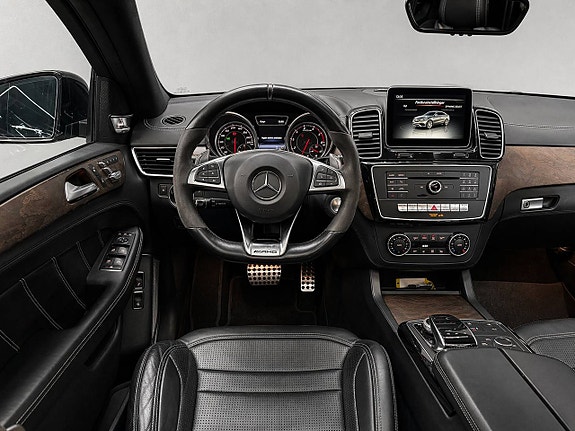 Mercedes-Benz AMG GT Black Series 13 of 18