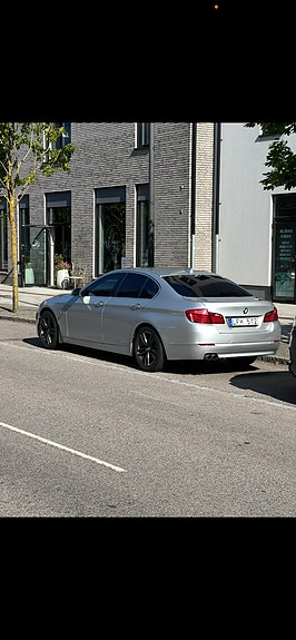 BMW 520d 4 of 4
