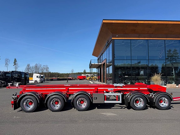 Hakarps - 42 tons LVX vagn med tipp, skjut trippel och flak 9 of 12
