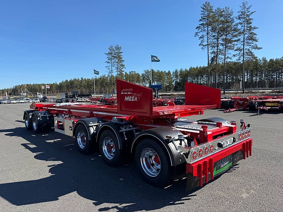 Hakarps - 42 tons LVX vagn med tipp, skjut trippel och flak 5 of 5