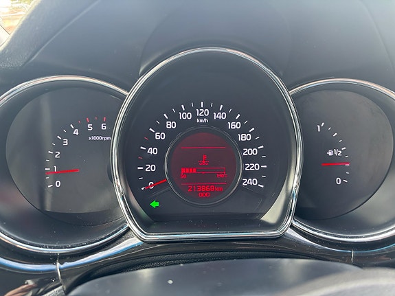 Kia Ceed 5 of 5