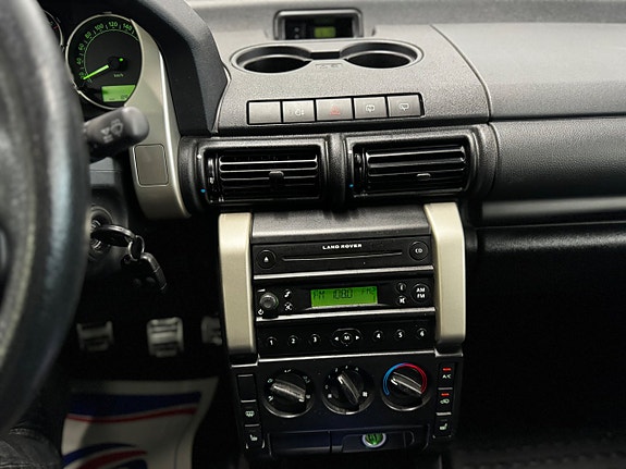 Land Rover Freelander 25 of 27