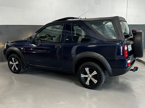 Land Rover Freelander 8 of 27