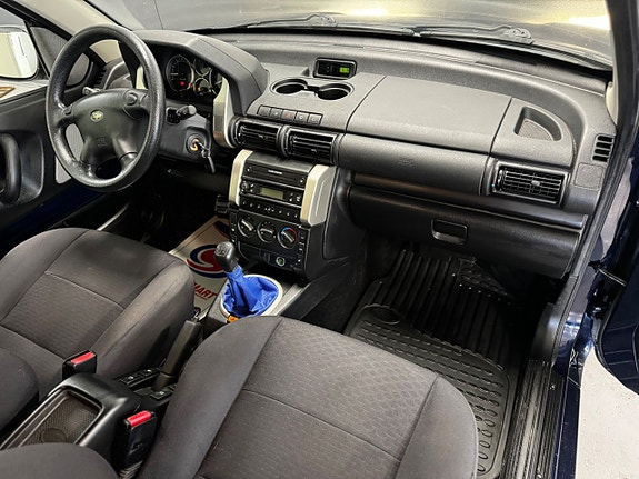 Land Rover Freelander 19 of 27
