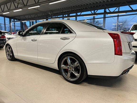 Cadillac ATS 5 of 30