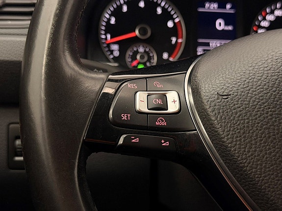 Volkswagen Caddy 16 of 26
