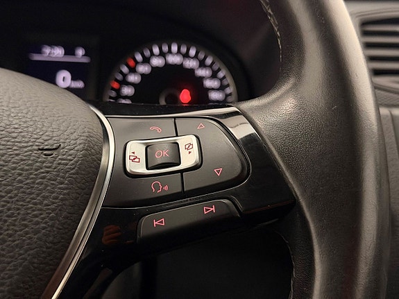 Volkswagen Caddy 17 of 26