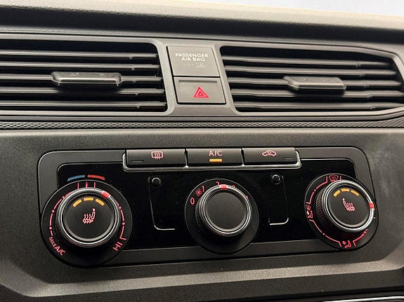 Volkswagen Caddy 18 of 26