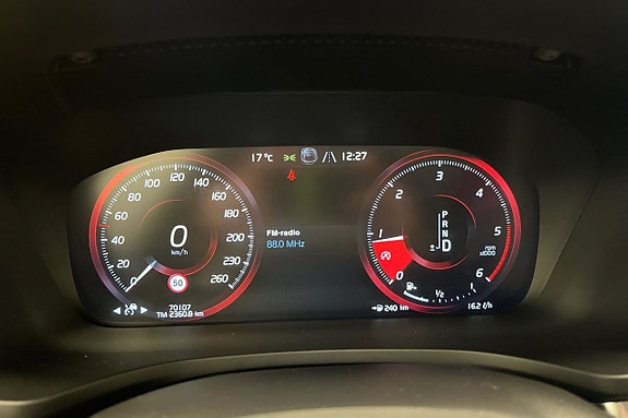 Volvo V60 15 of 28
