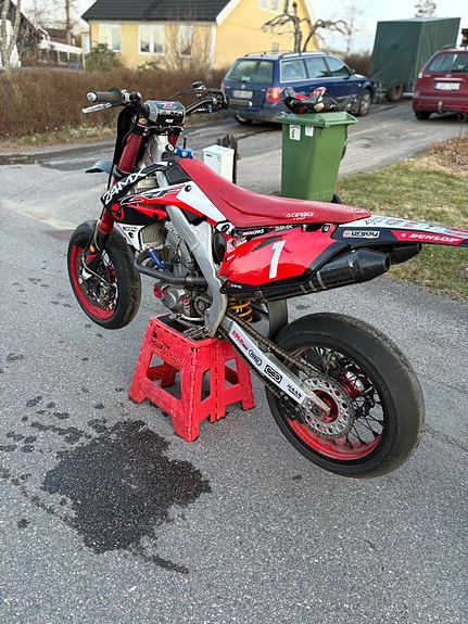 Honda CRF450R 3 of 7