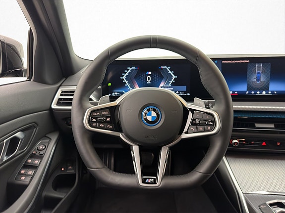 BMW 330e 12 of 30