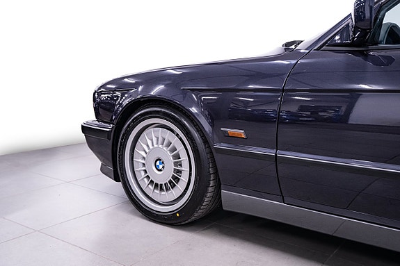 BMW M5 6 of 26