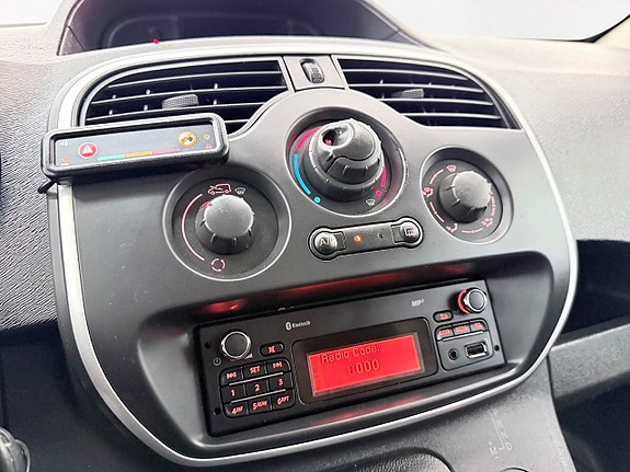 Renault Kangoo Express 19 of 22