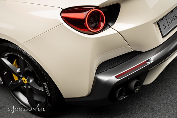 Ferrari Portofino 9 of 30