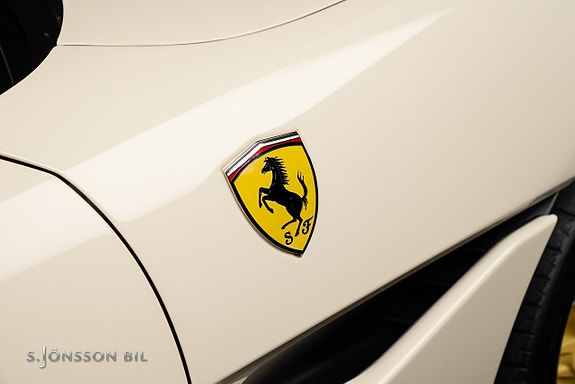 Ferrari Portofino 11 of 30