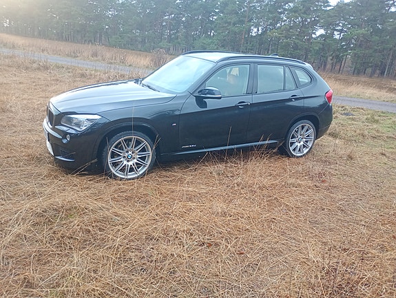BMW X1 3 of 5
