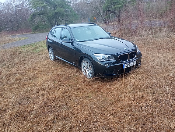 BMW X1 4 of 5