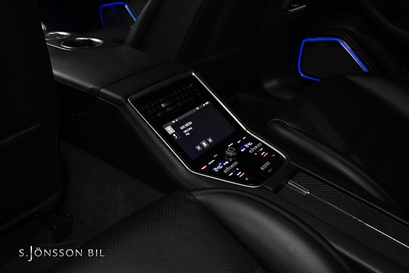 Porsche Panamera Turbo S 12 of 19