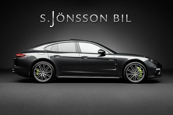 Porsche Panamera Turbo S 2 of 19