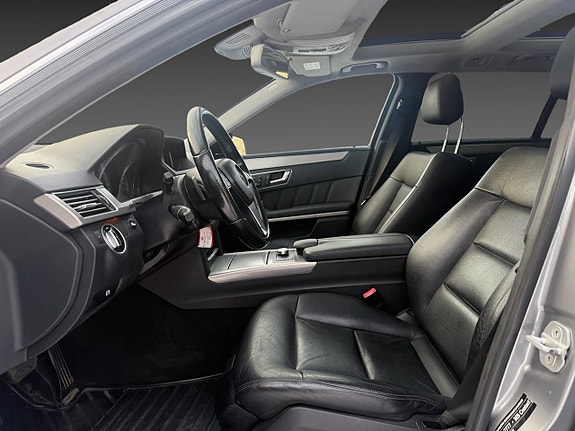 Mercedes-Benz E350 10 of 13