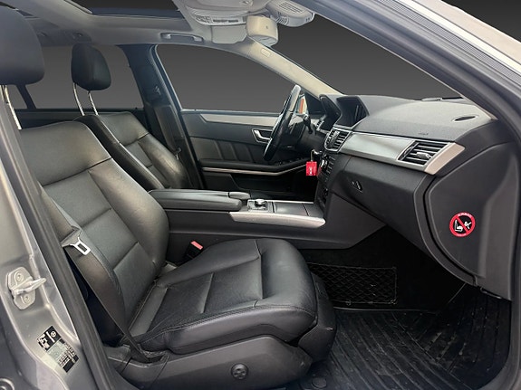 Mercedes-Benz E350 12 of 13