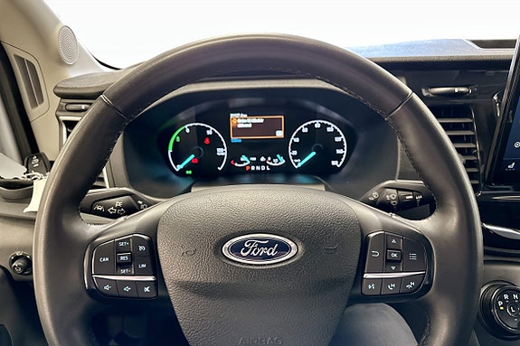 Ford E-Transit 9 of 12