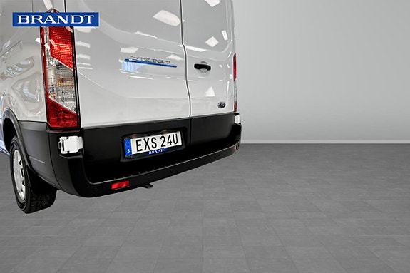 Ford E-Transit 11 of 12