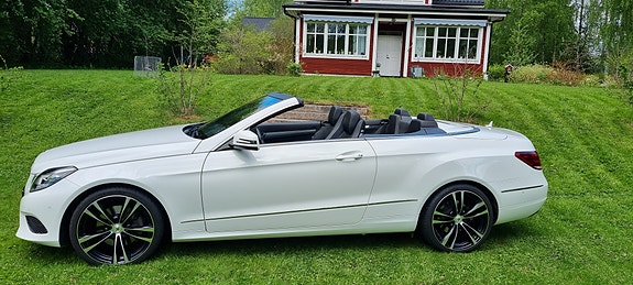 Mercedes-Benz E250 5 of 5