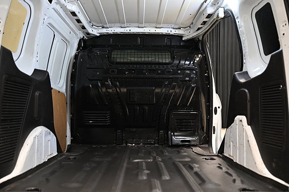 Ford Transit Connect 8 of 25