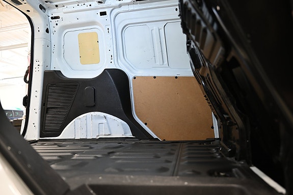 Ford Transit Connect 9 of 25