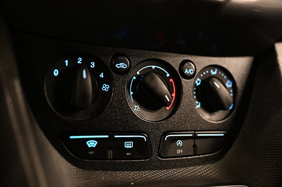 Ford Transit Connect 20 of 25
