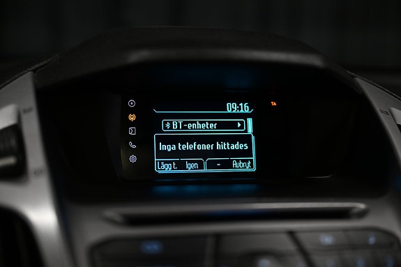 Ford Transit Connect 17 of 25
