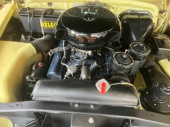 Cadillac Series 62 22 of 30