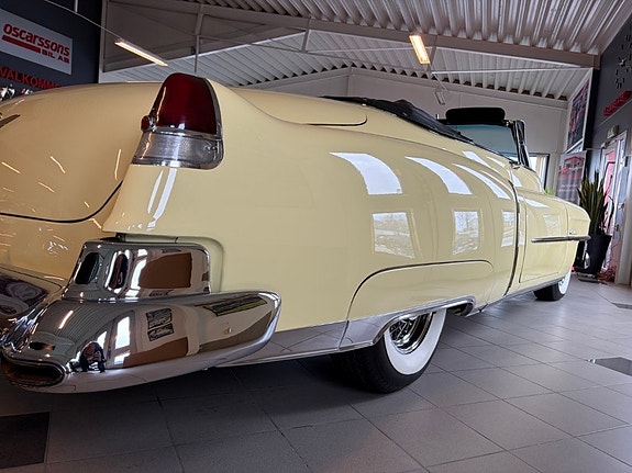 Cadillac Series 62 17 of 30
