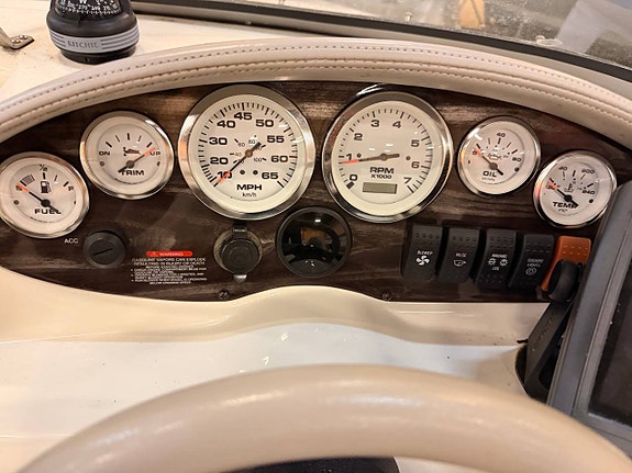 Stingray 195 CX 4 of 5