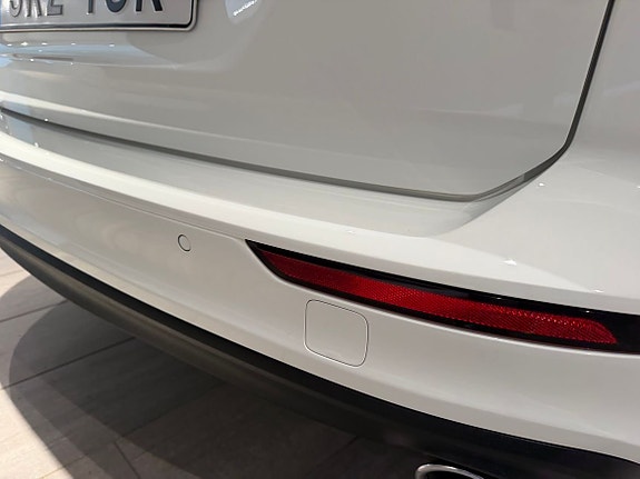 Volvo V60 17 of 19