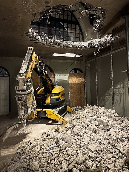 Hyr Rivningsrobot