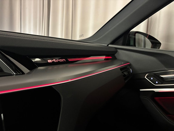 Audi Q8 17 of 24