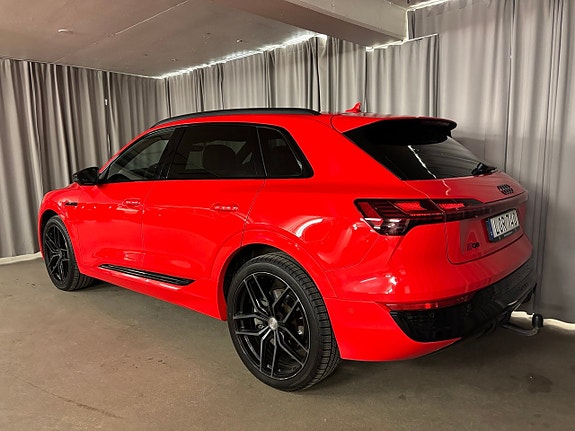 Audi Q8 5 of 5