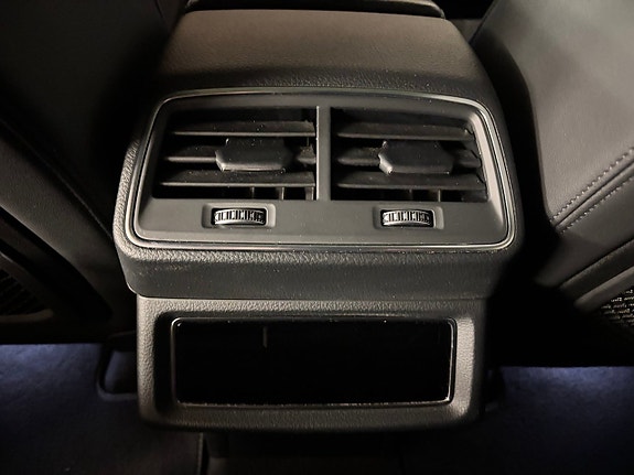 Audi Q8 11 of 24