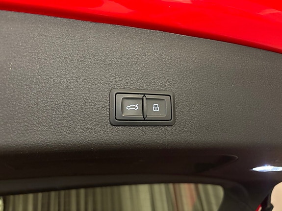 Audi Q8 8 of 24
